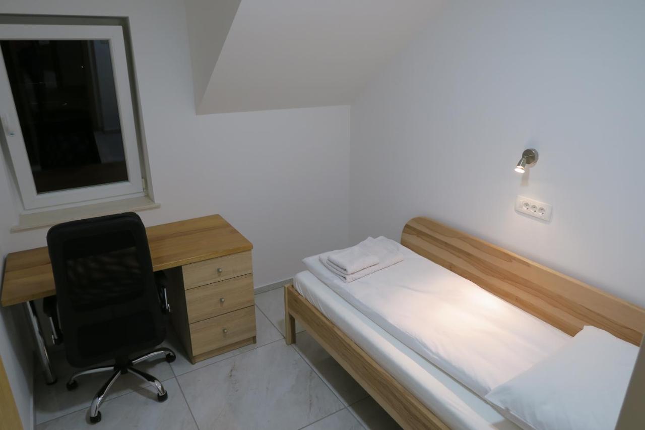 Rooms For Rent In Ljubljana Exterior photo